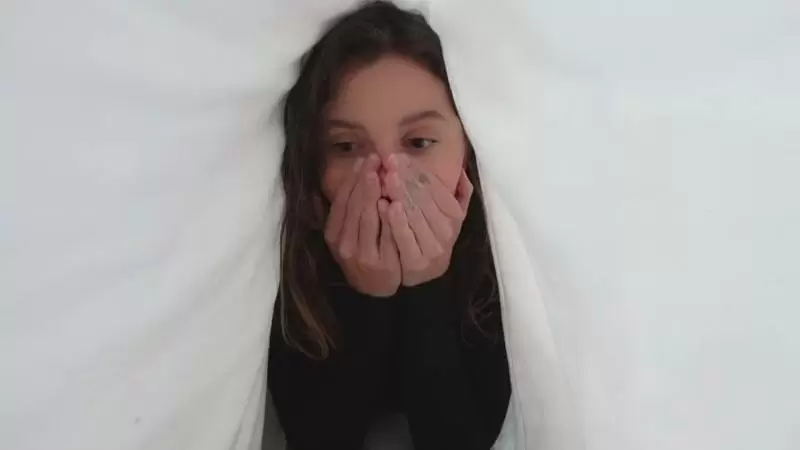 POST THUMB