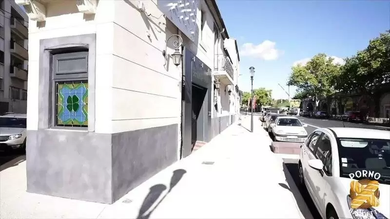 POST THUMB
