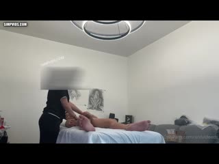 POST THUMB