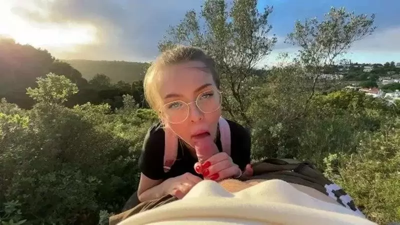 POST THUMB