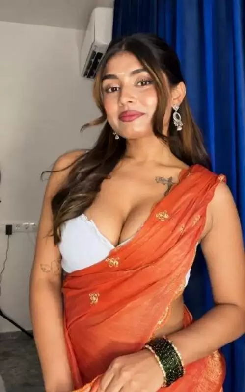 V Poster
